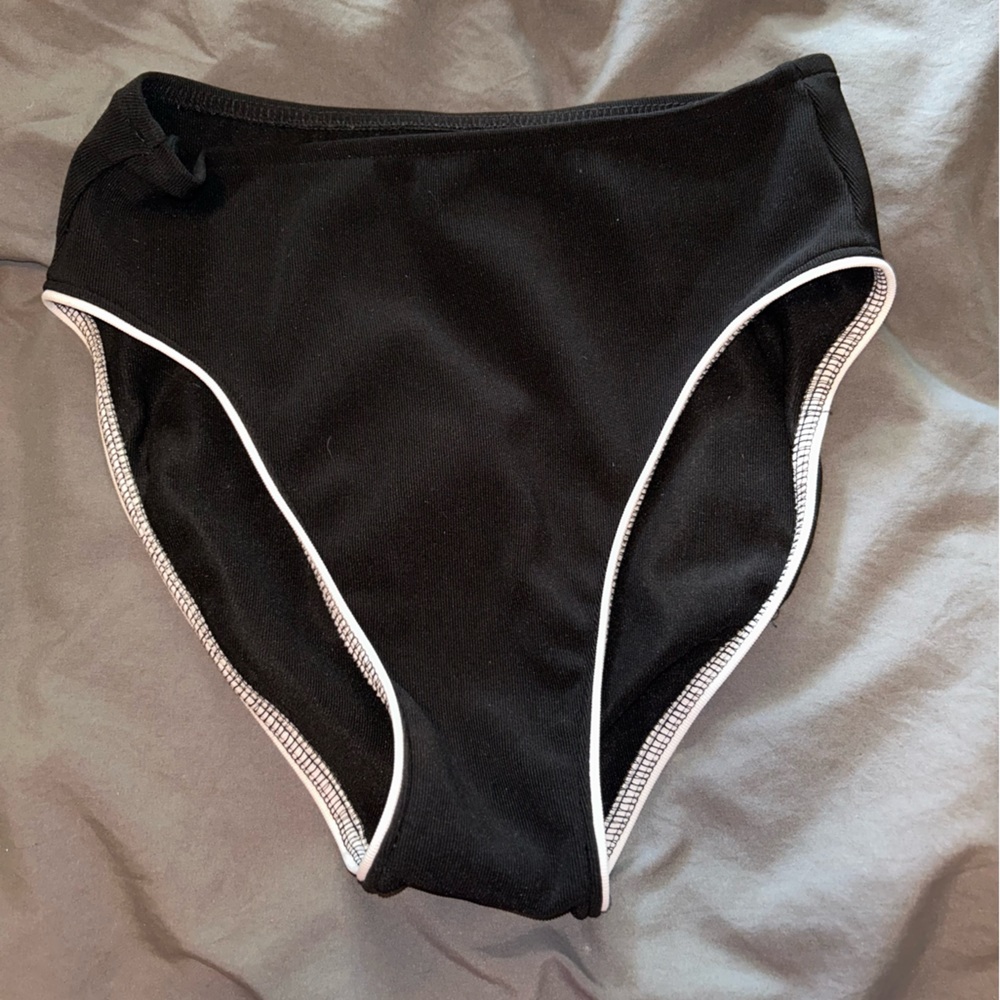 Bathing suit bottoms